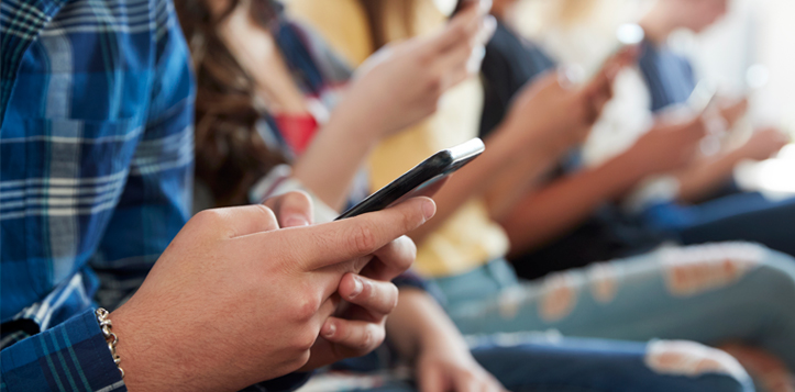 How is Social Media Affecting Our Teens? - Merck